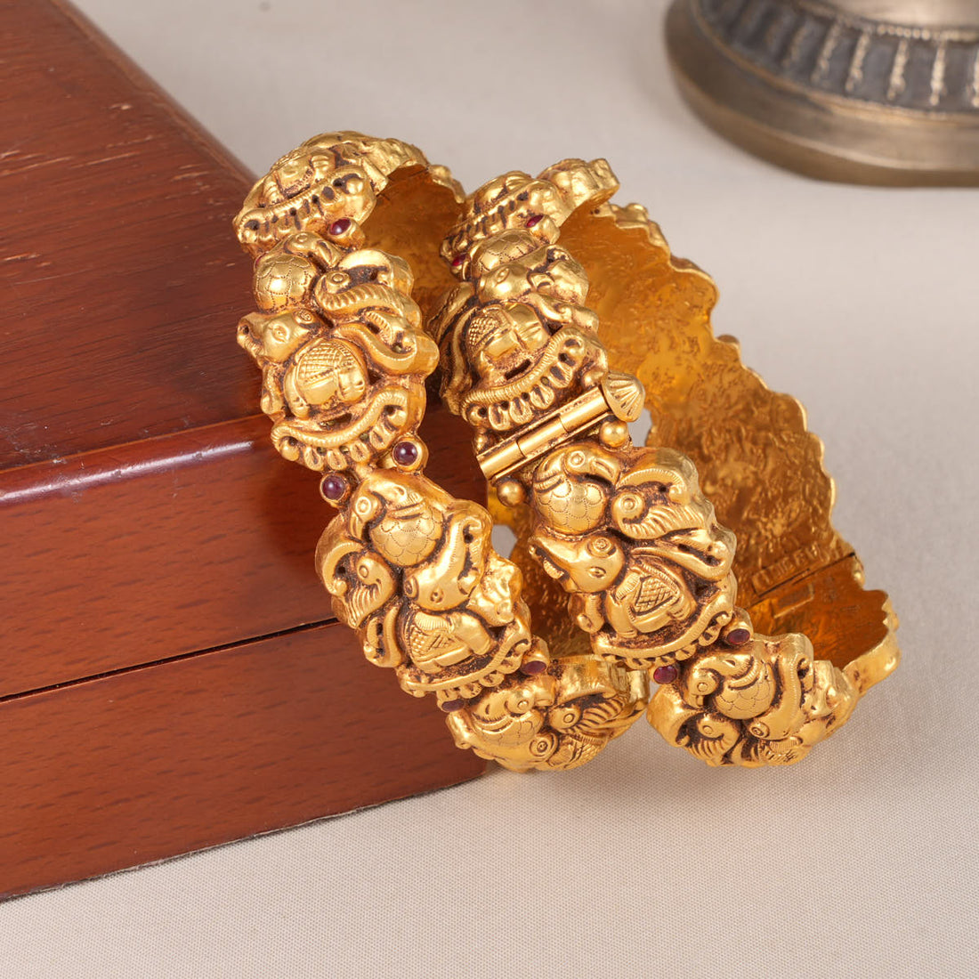 Lakitha Antique Pair Bangles