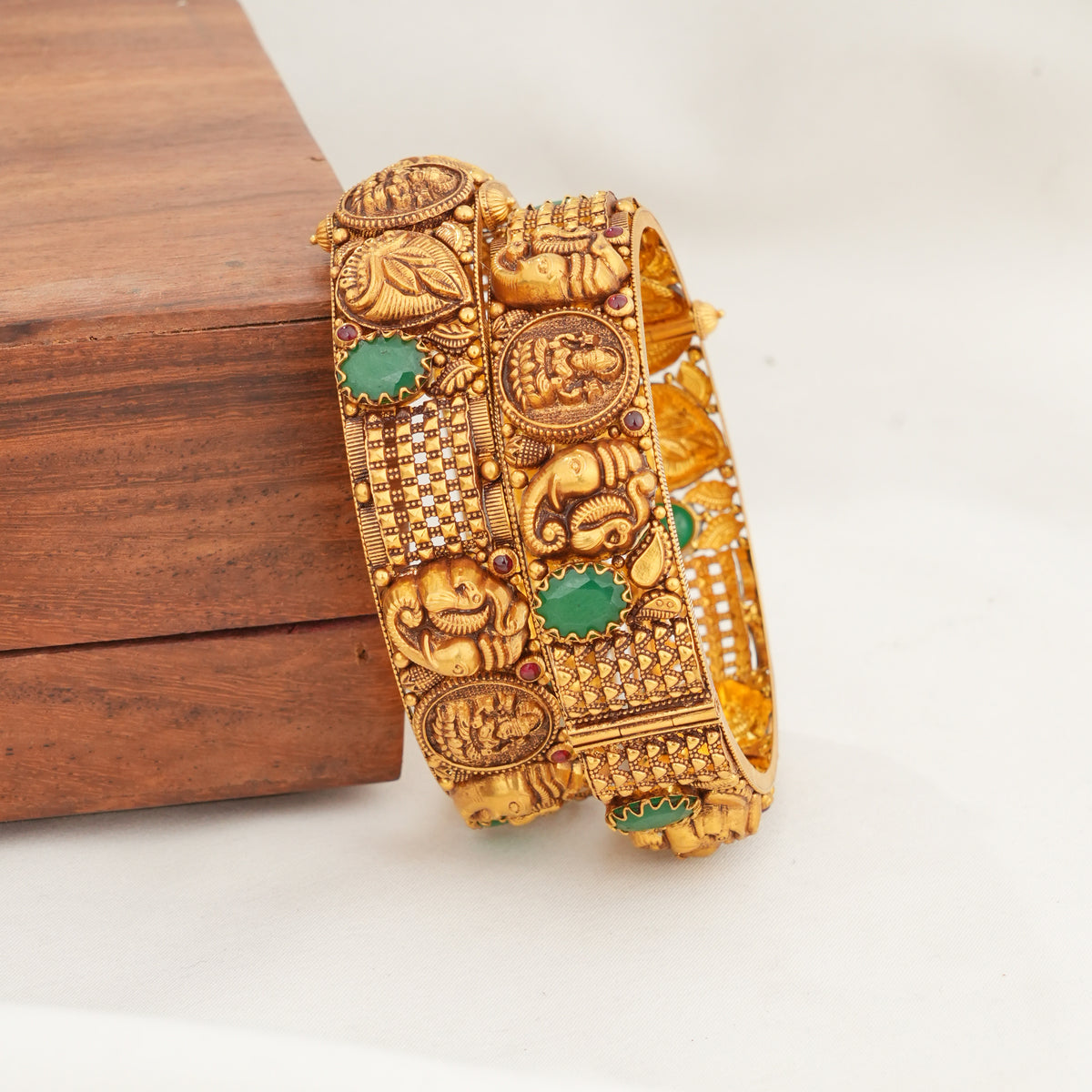 Verde Heritage Nagas Pair Bangles