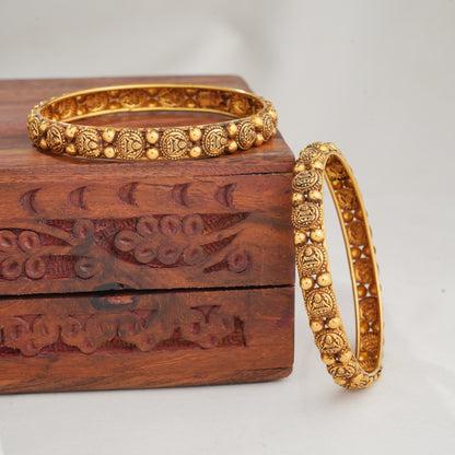Vintharash Nagas Pair Bangles