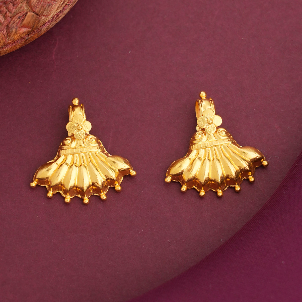 Vaalai Plain Thali Accessories
