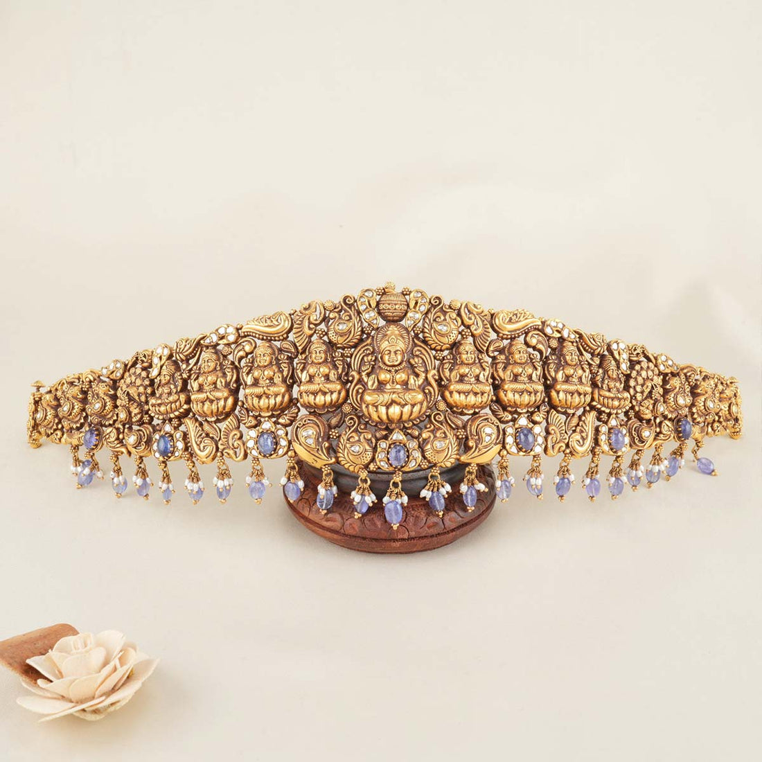 Antique Tanzanite Oddiyanam