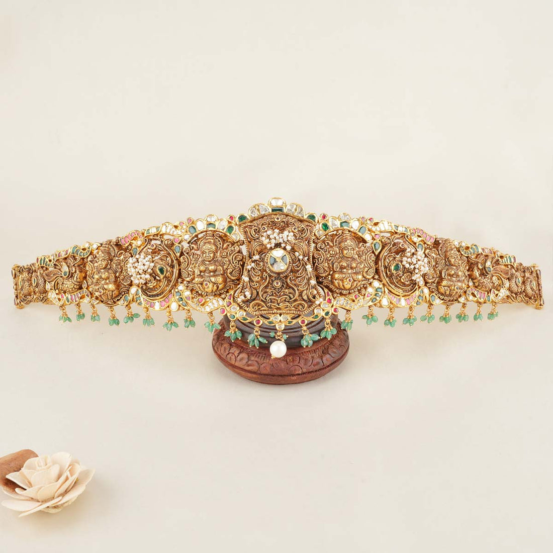 Traditionally Ornated Oddiyanam