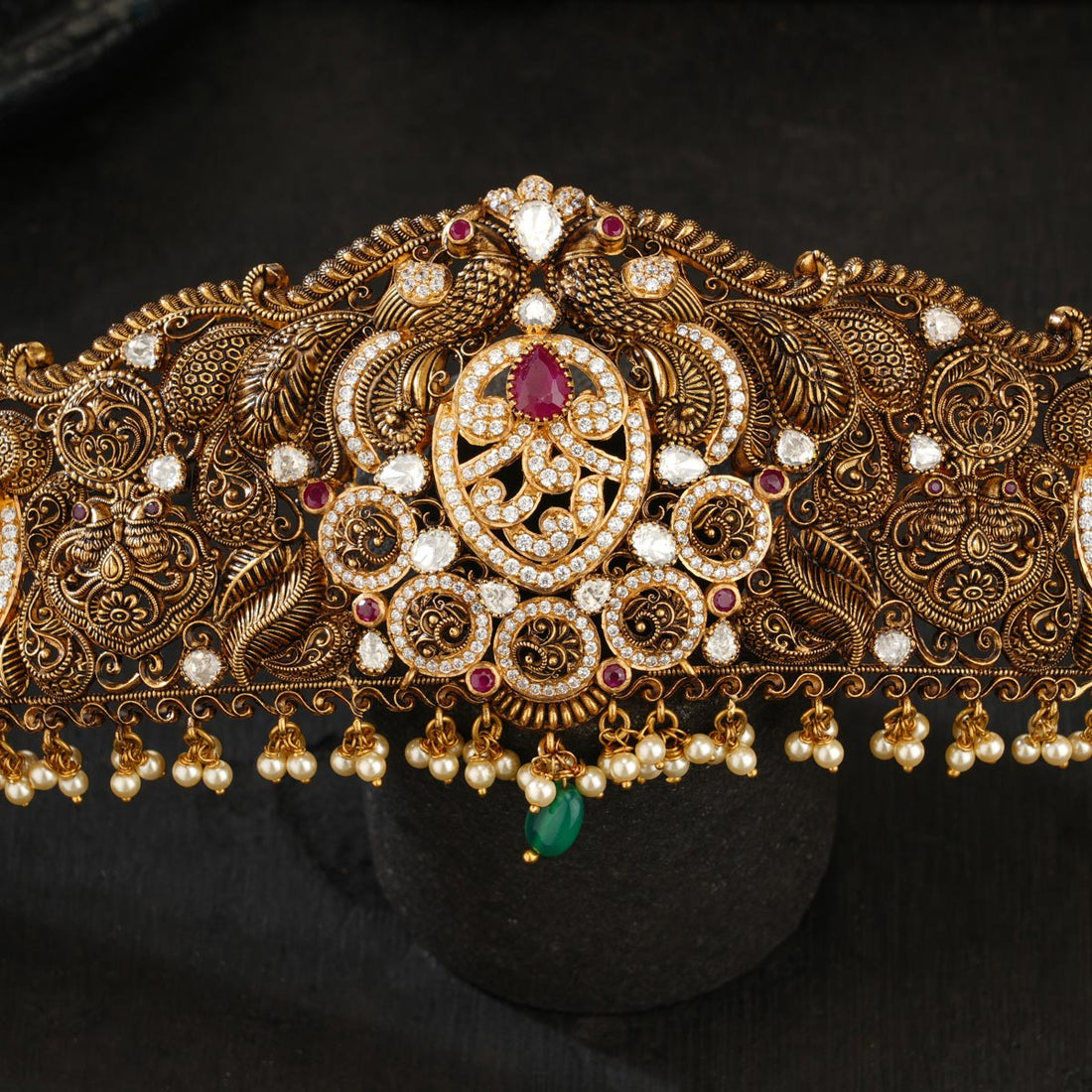 Mahilini Victorian Oddiyanam