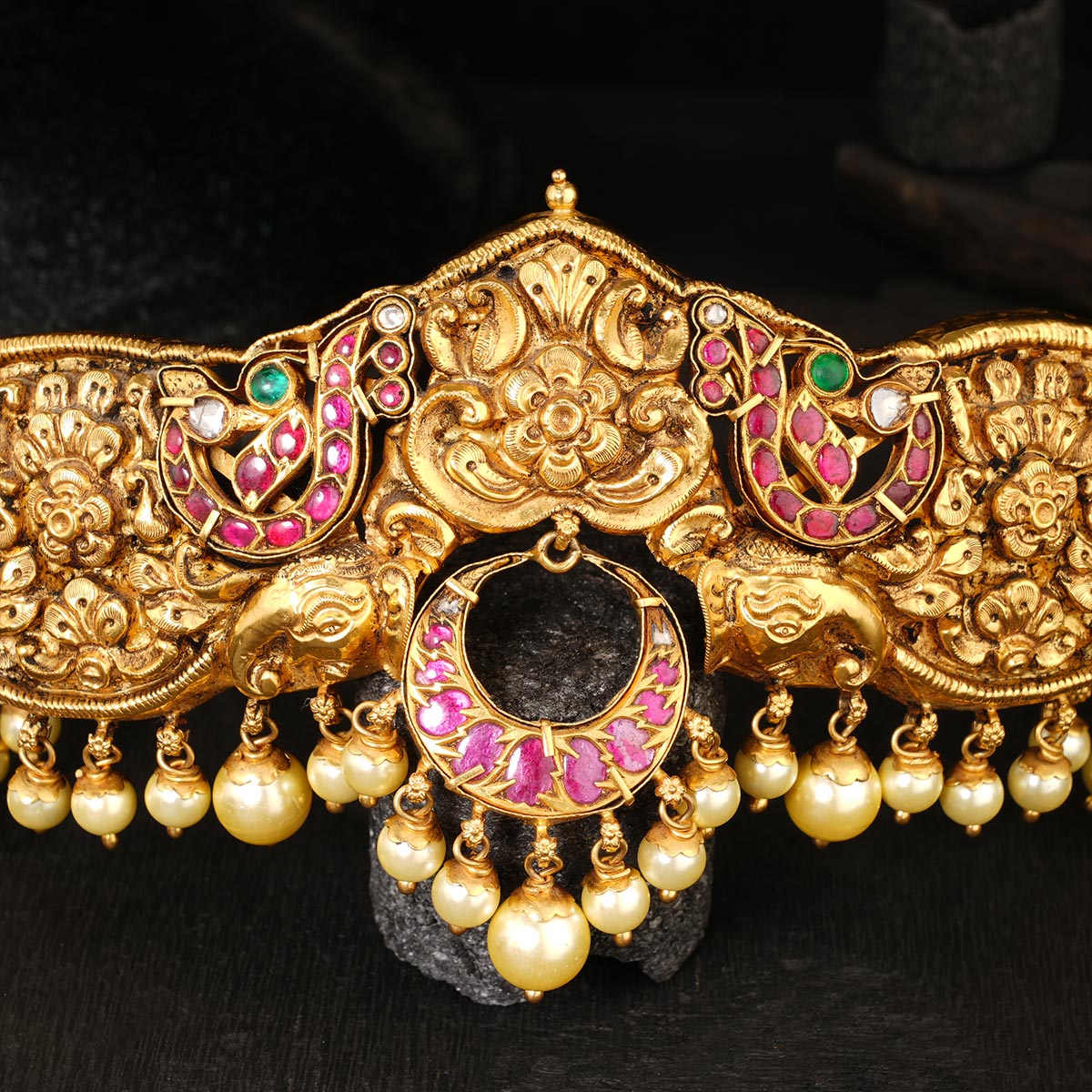 Mesmerizing Bridal Oddiyanam