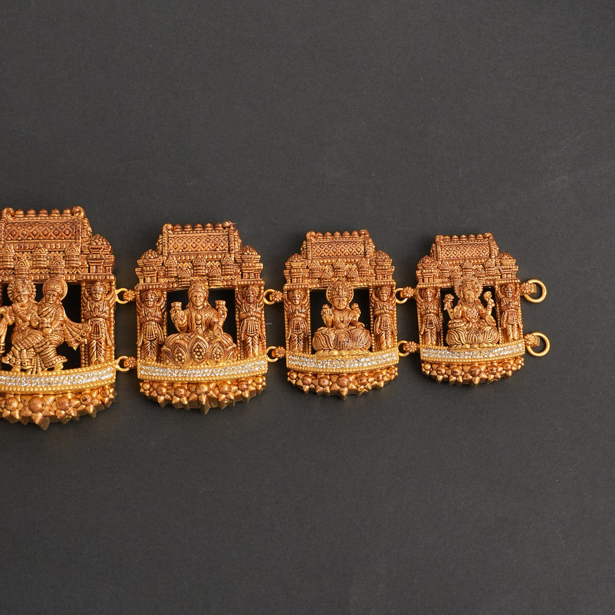 Attractive Antique Oddiyanam
