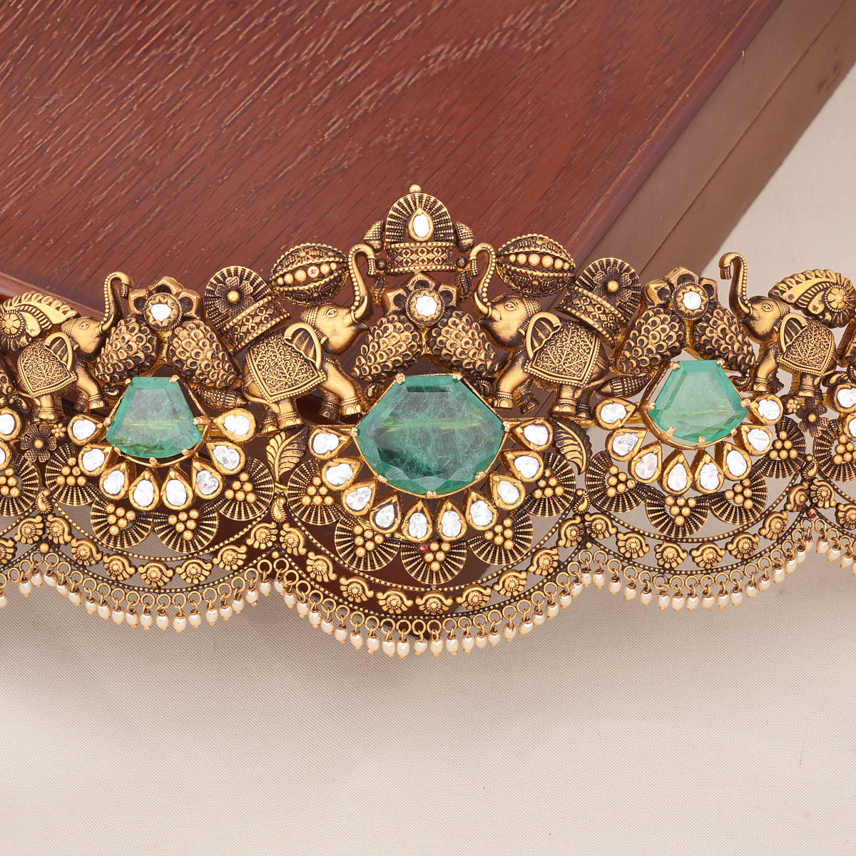 Reyvika Antique Oddiyanam