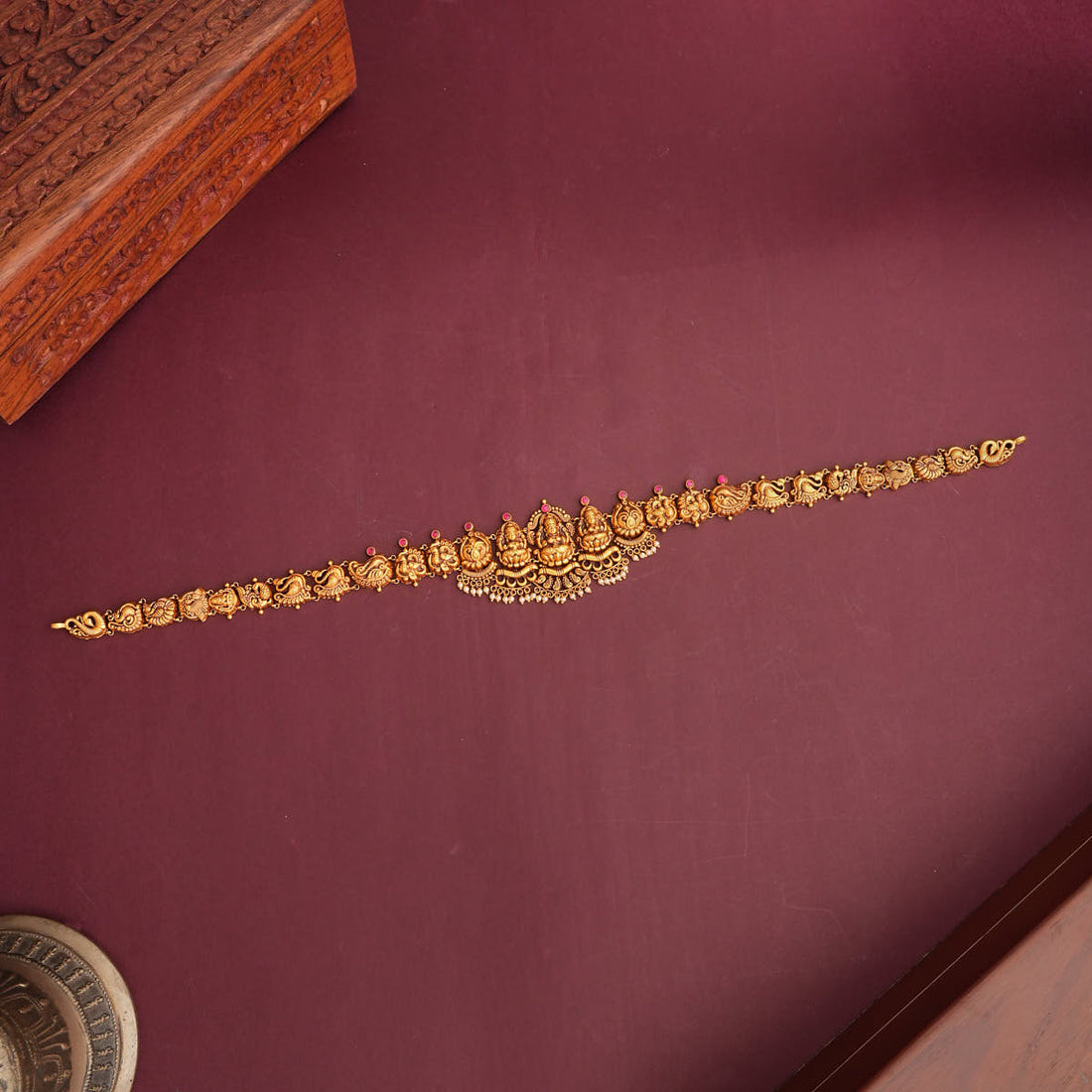 Divine Antique Oddiyanam