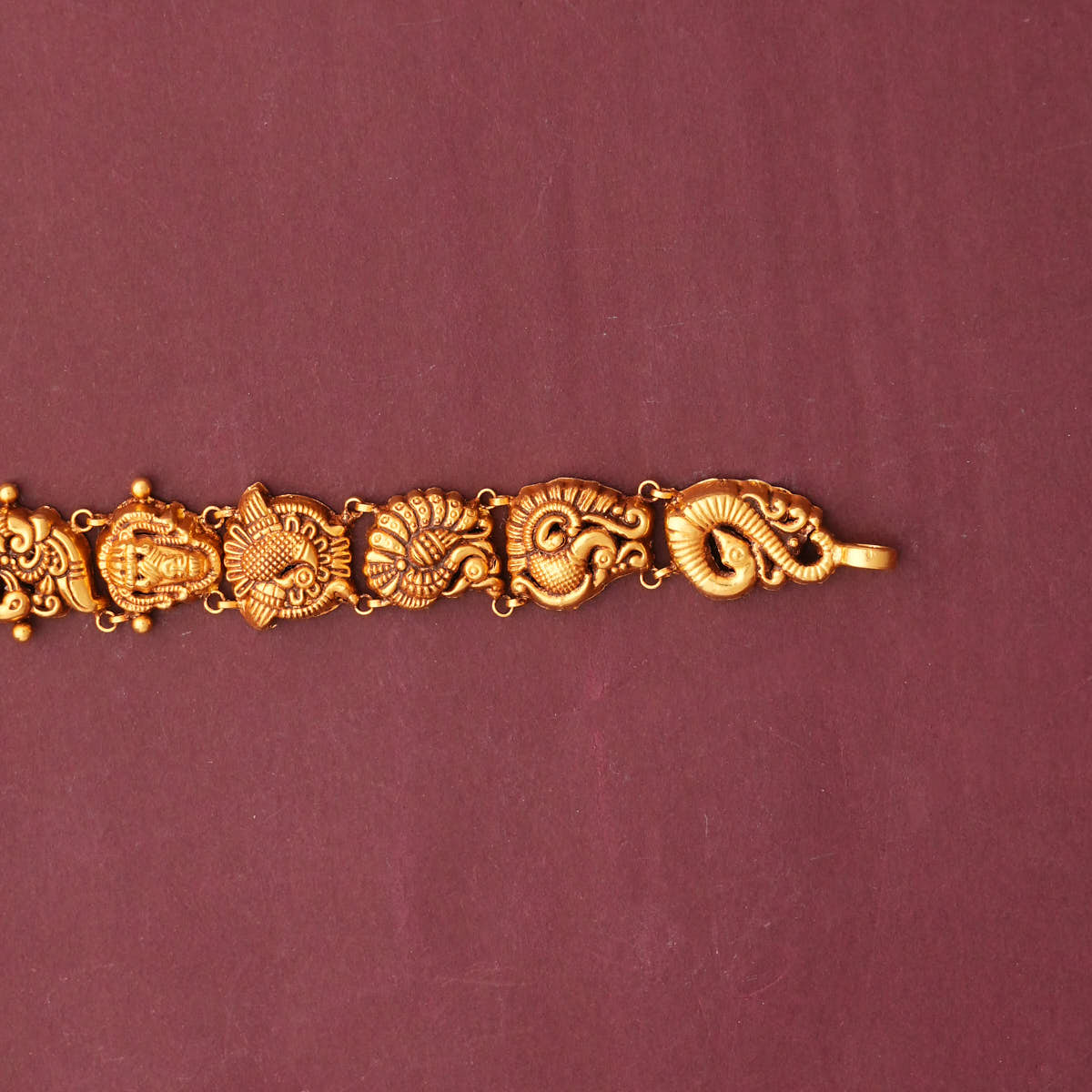 Divine Antique Oddiyanam
