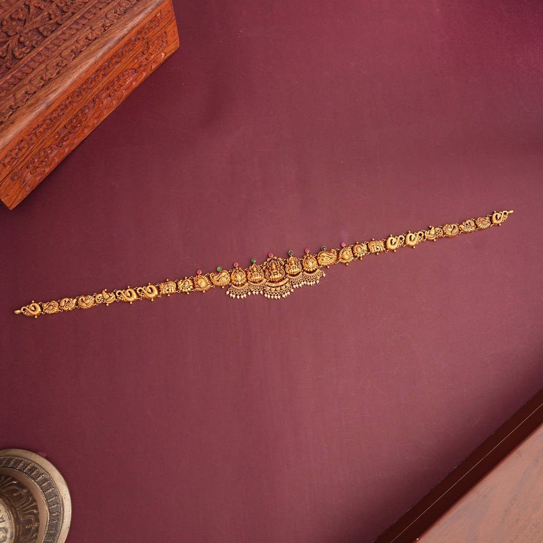Lakshmi Antique Oddiyanam