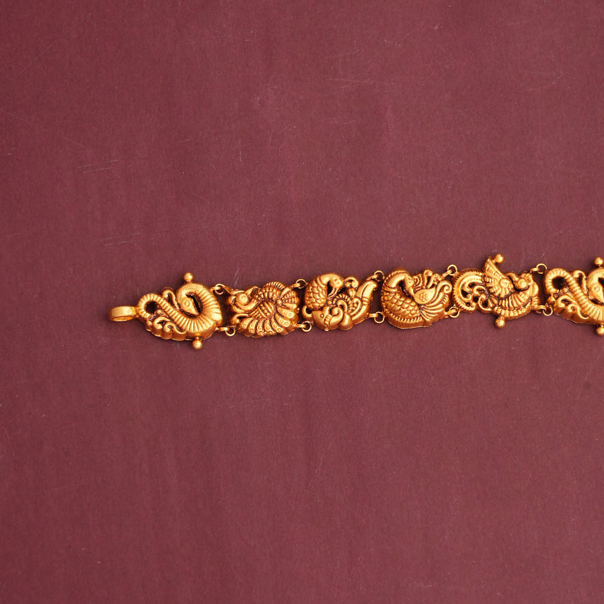 Lakshmi Antique Oddiyanam