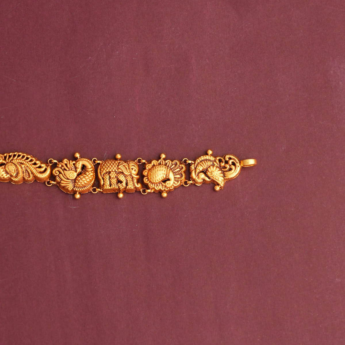 Madhuri Antique Oddiyanam