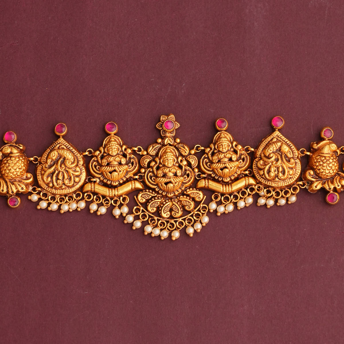 Exquisite Antique Oddiyanam
