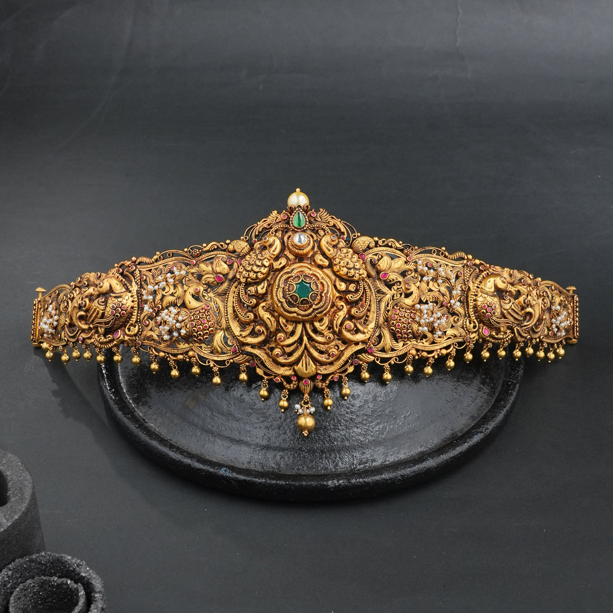 Graceful Deep Nagas Antique Oddiyanam