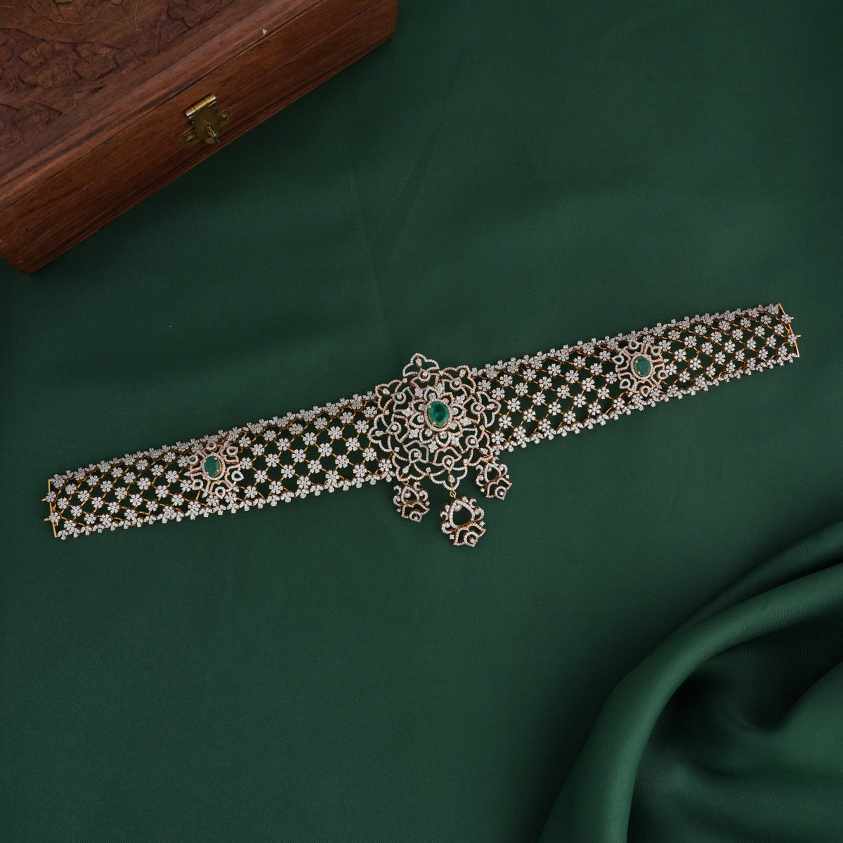 Modishing Bridal Oddiyanam