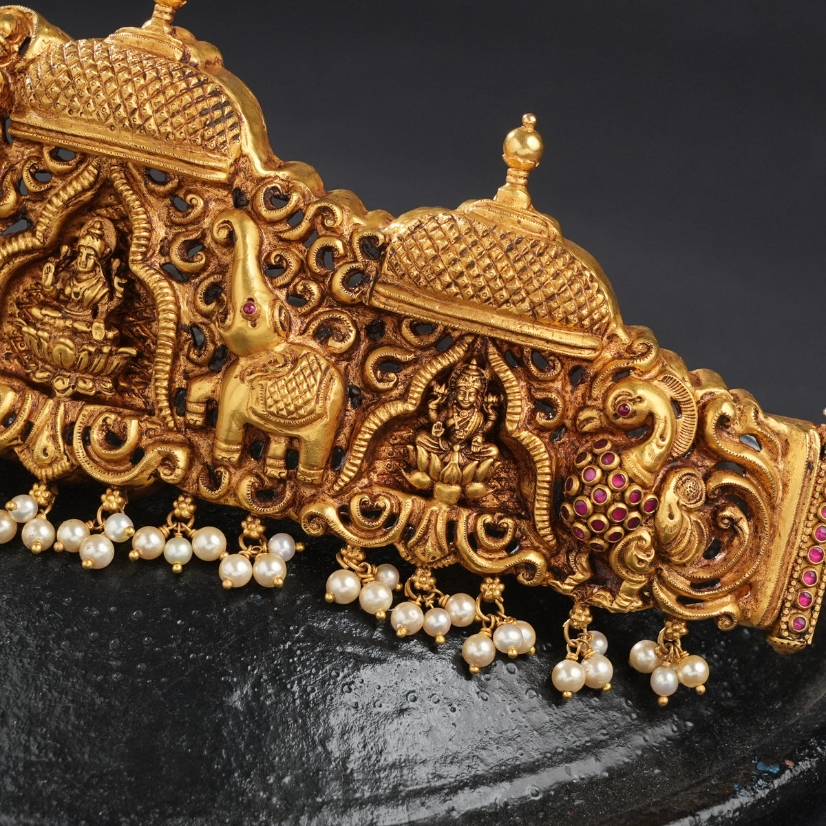 Delight Divine Antique Oddiyanam