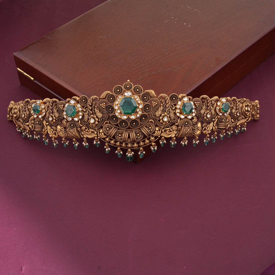 Mesmerizing Antique Oddiyanam