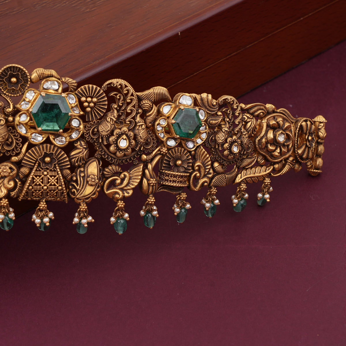 Mesmerizing Antique Oddiyanam