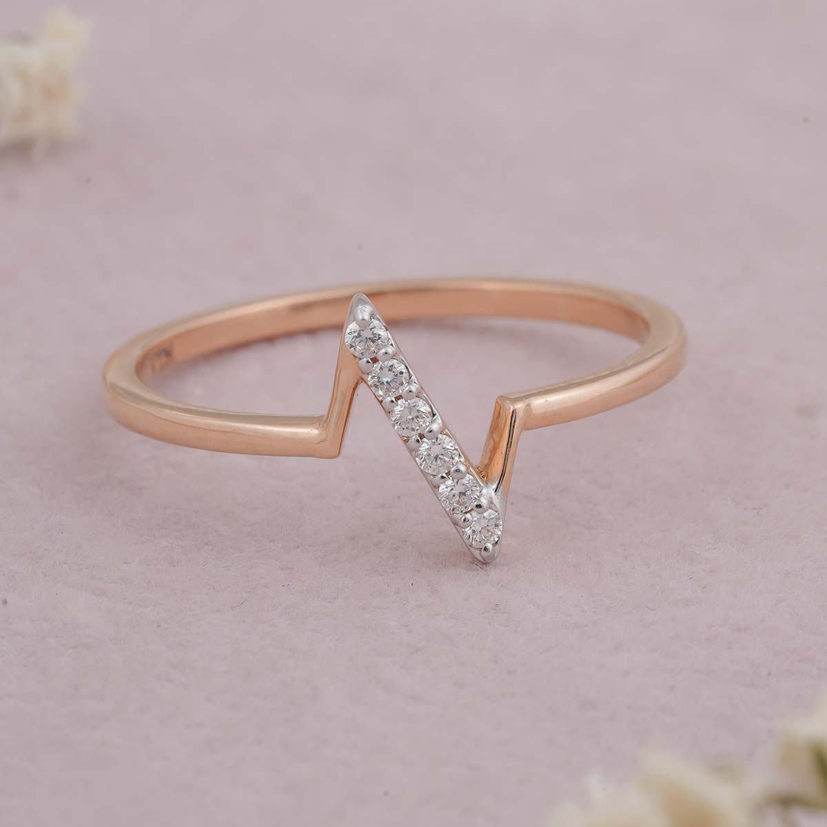 Unique Design Diamond Ring