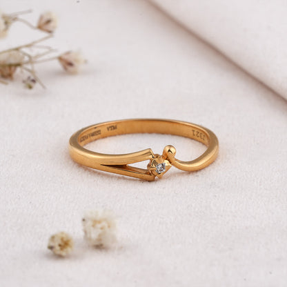 Gleaming Diamond Ring