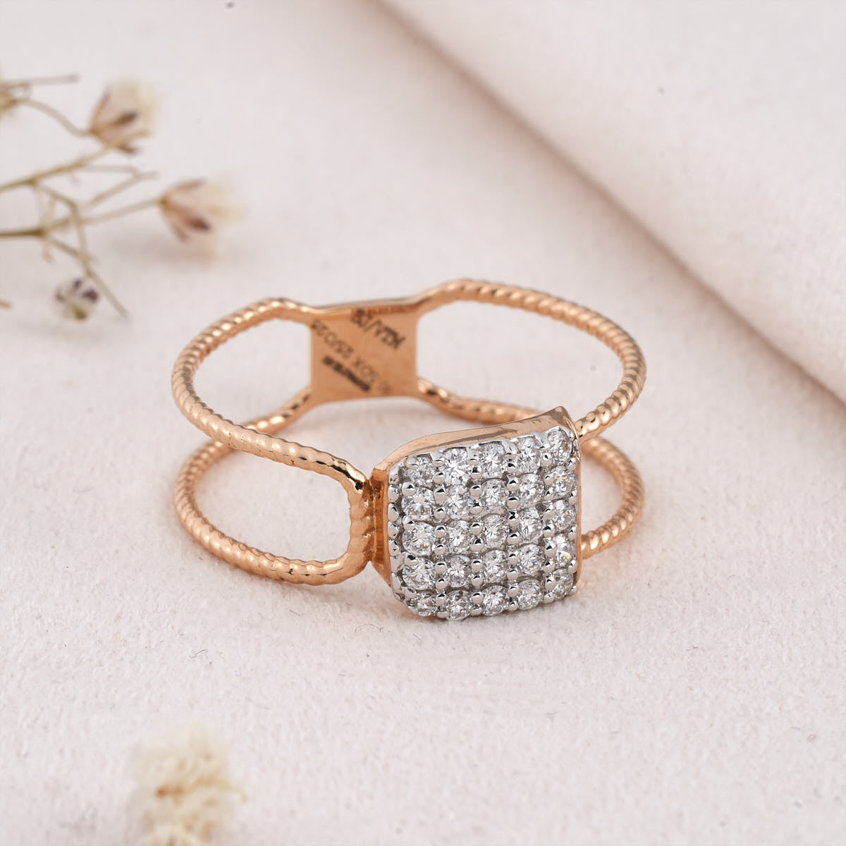 Elegance Diamond Ring