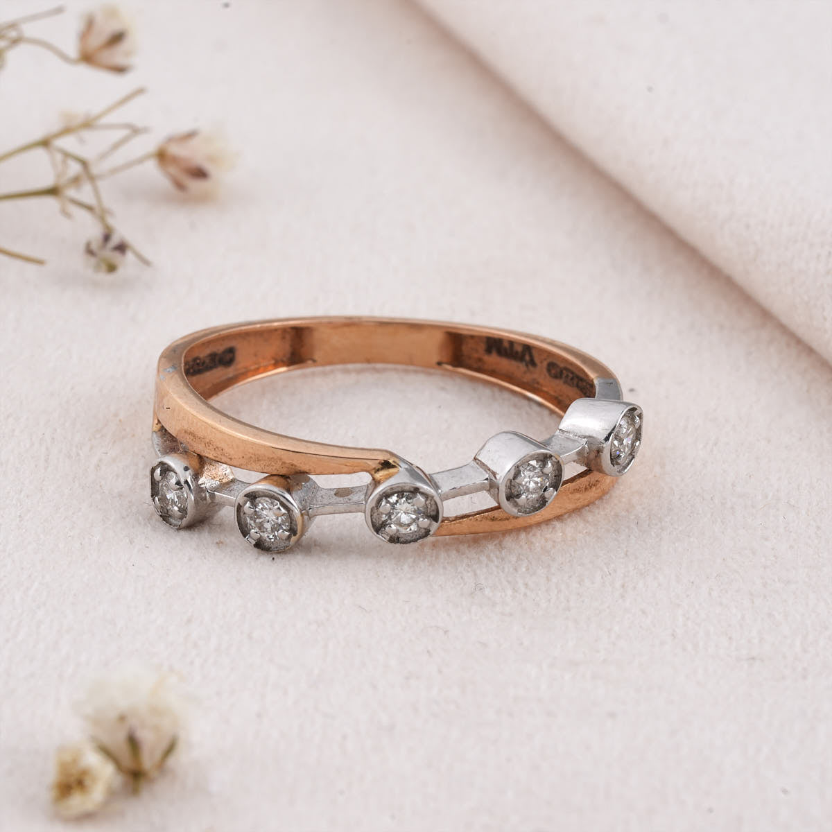 Stylish Diamond Ring