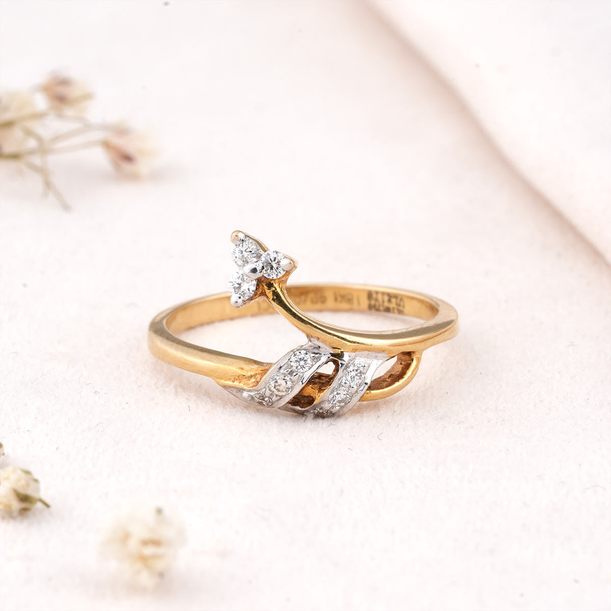 Elegant Diamond Ring
