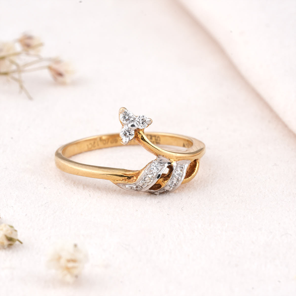 Elegant Diamond Ring