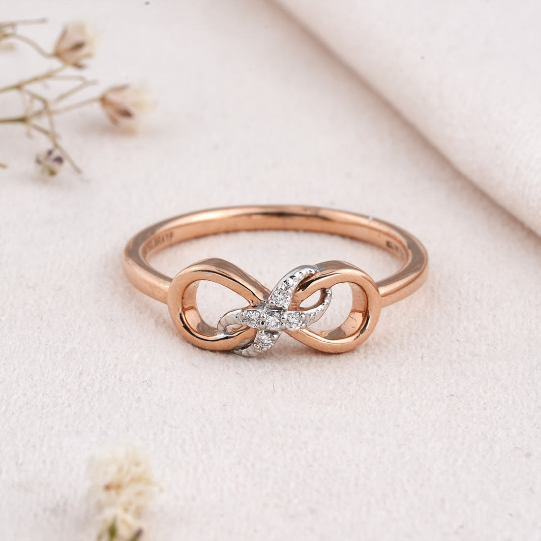 Stylish Diamond Ring