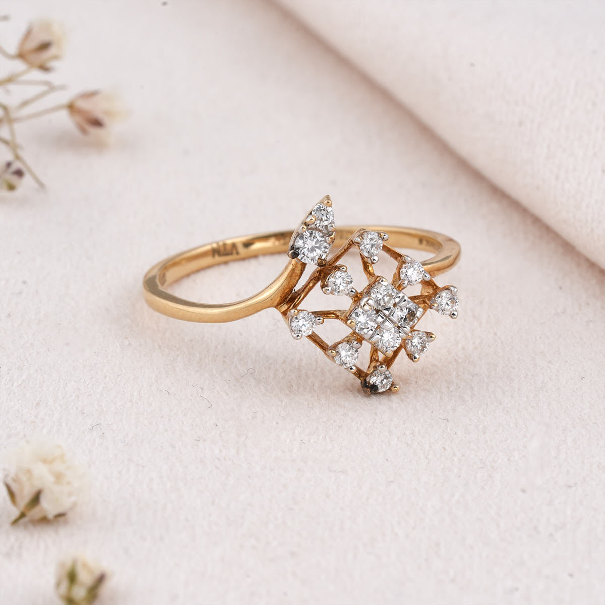 Gleaming Diamond Ring