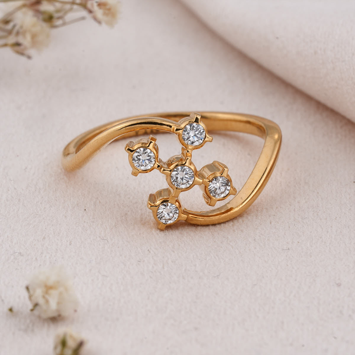 Unique Amaze Diamond Ring