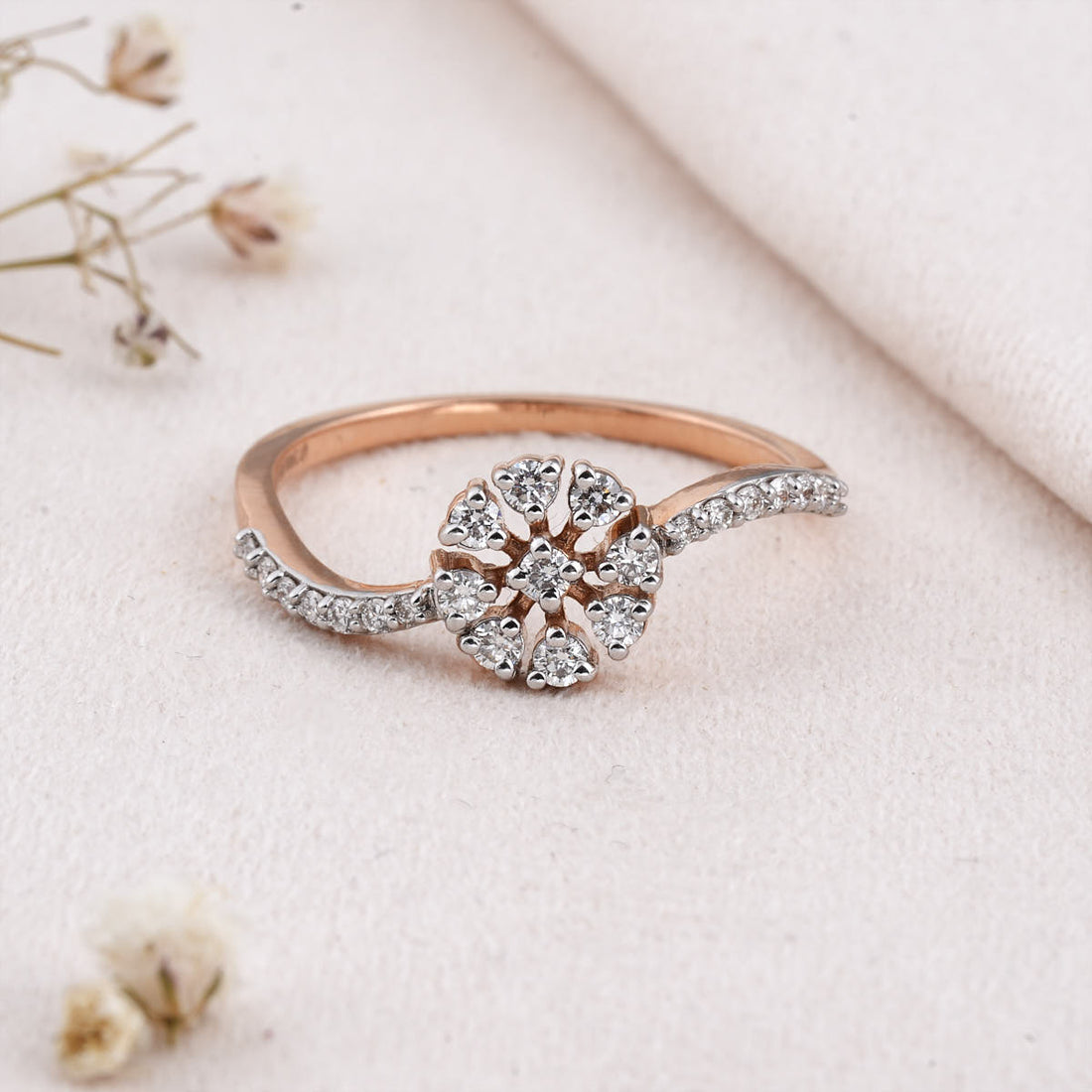 Facinate Diamond Ring