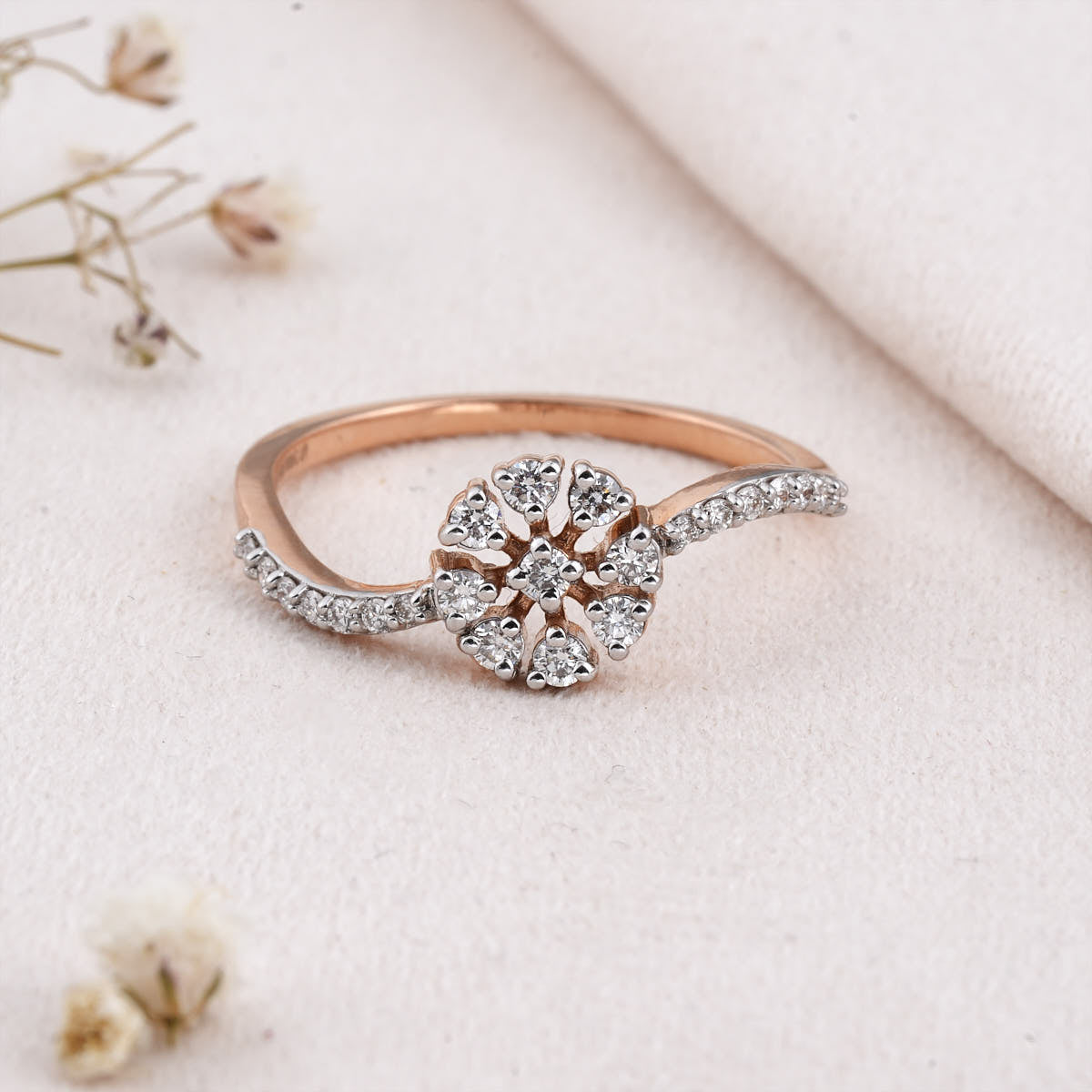 Facinate Diamond Ring