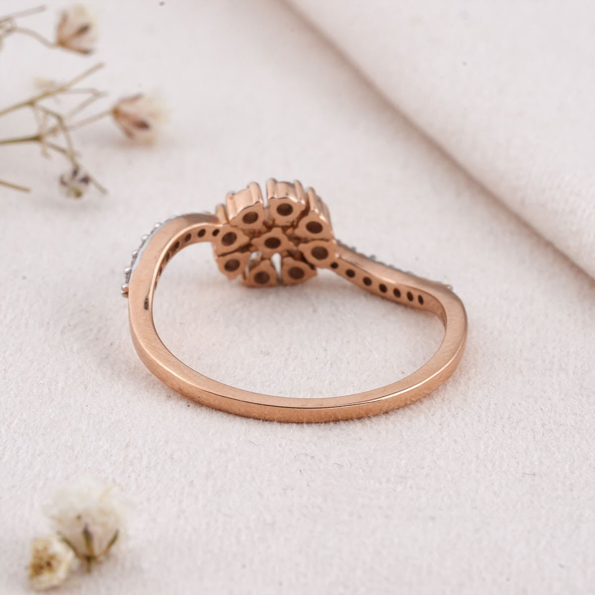 Facinate Diamond Ring