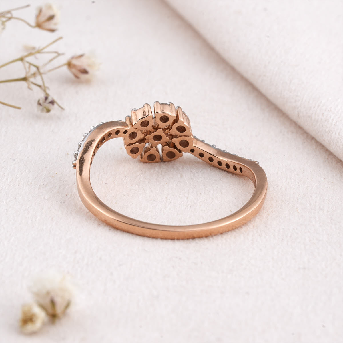 Facinate Diamond Ring