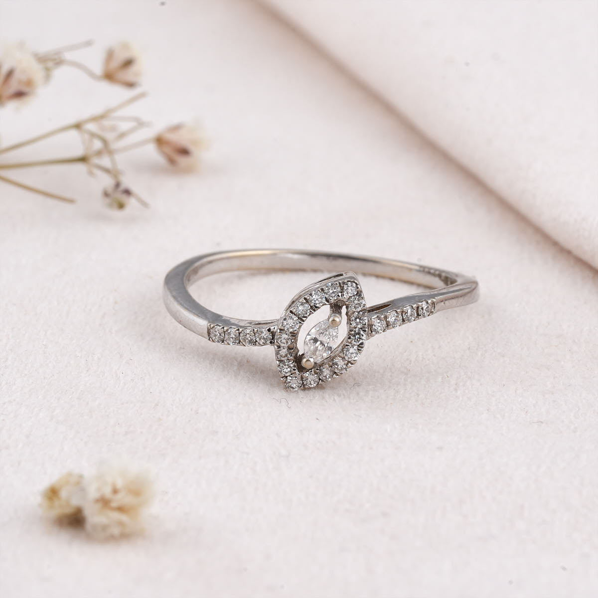 Gleaming Diamond Ring