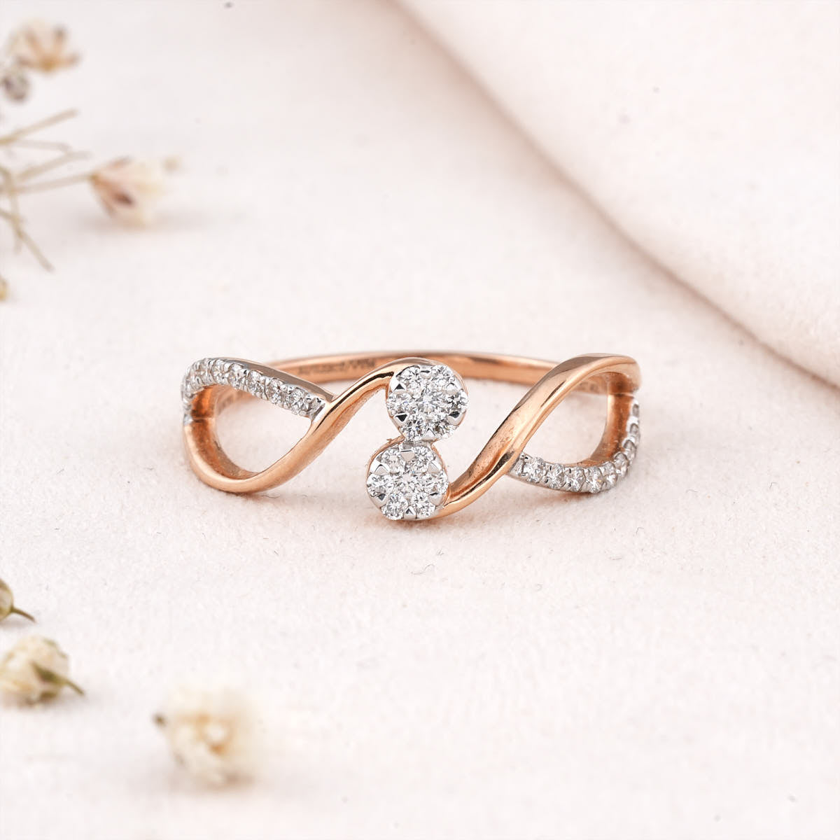 Sparkling Diamond Ring