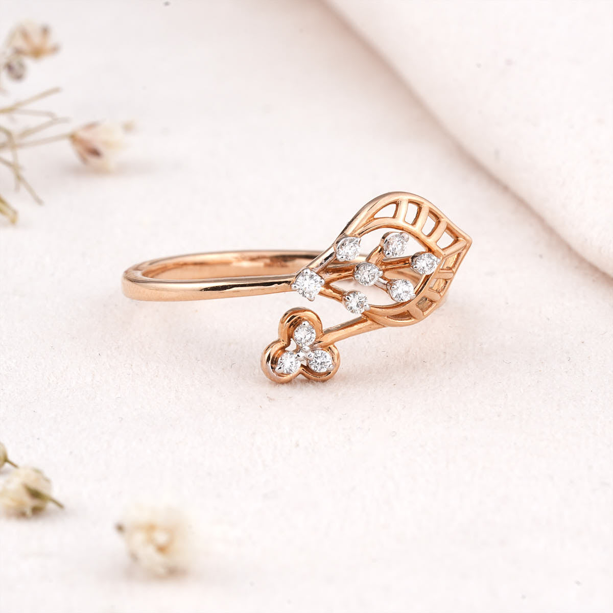 Dazzling Diamond Ring