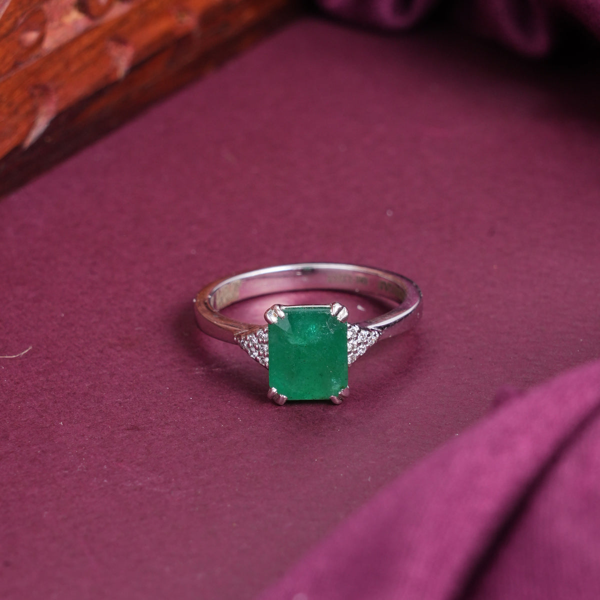 Catchy Diamond Ring