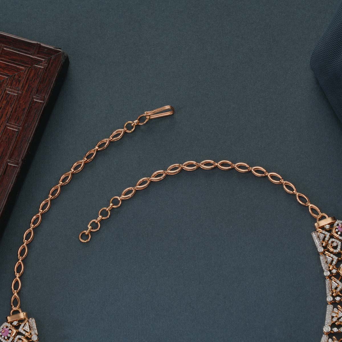 Wondrous Diamond Short Necklace