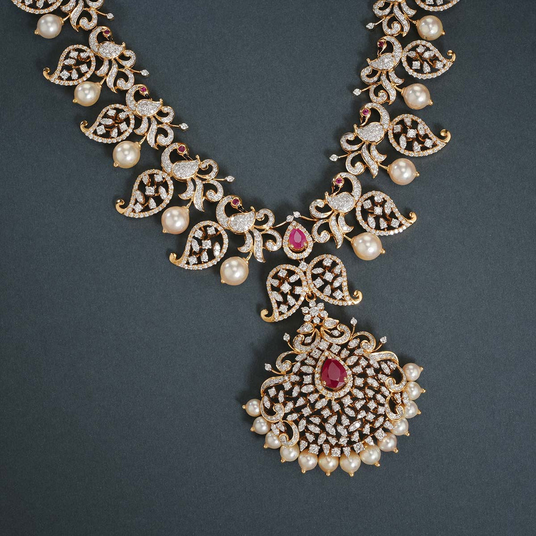 Daisy Diamond Long Necklace