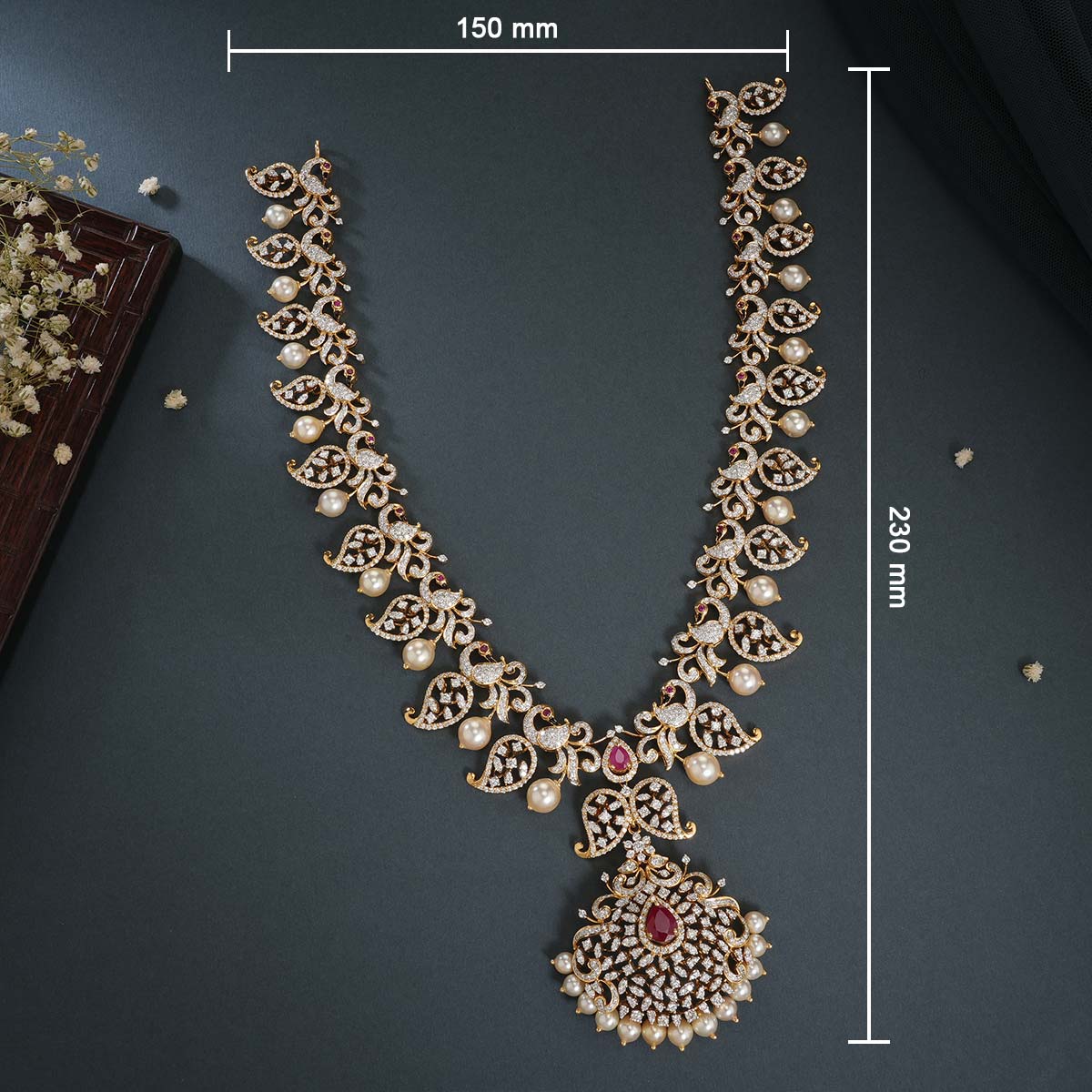 Daisy Diamond Long Necklace