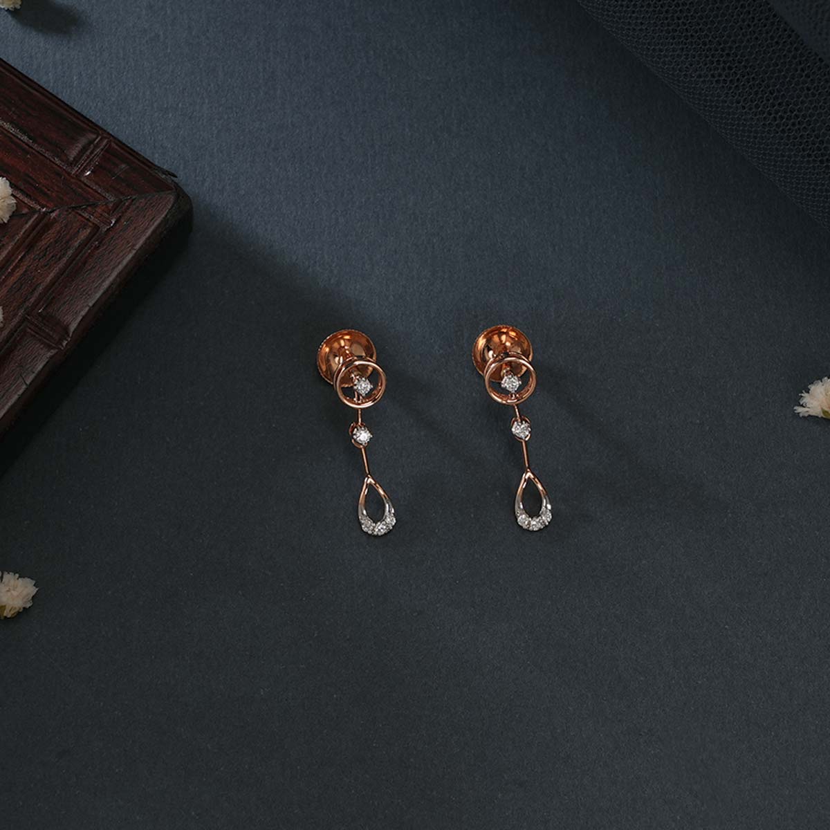 Navya Diamond Necklace Set