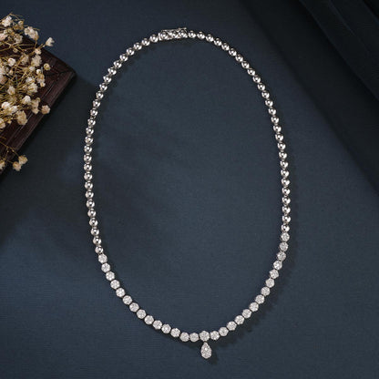 Aesthetic Diamond Short Necklace