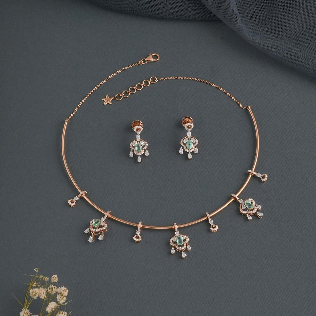 Trendy Look Diamond Short Necklace Set