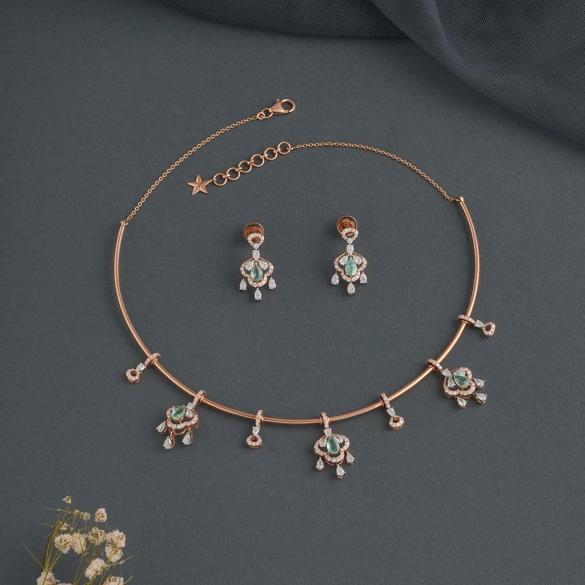 Trendy Look Diamond Short Necklace Set