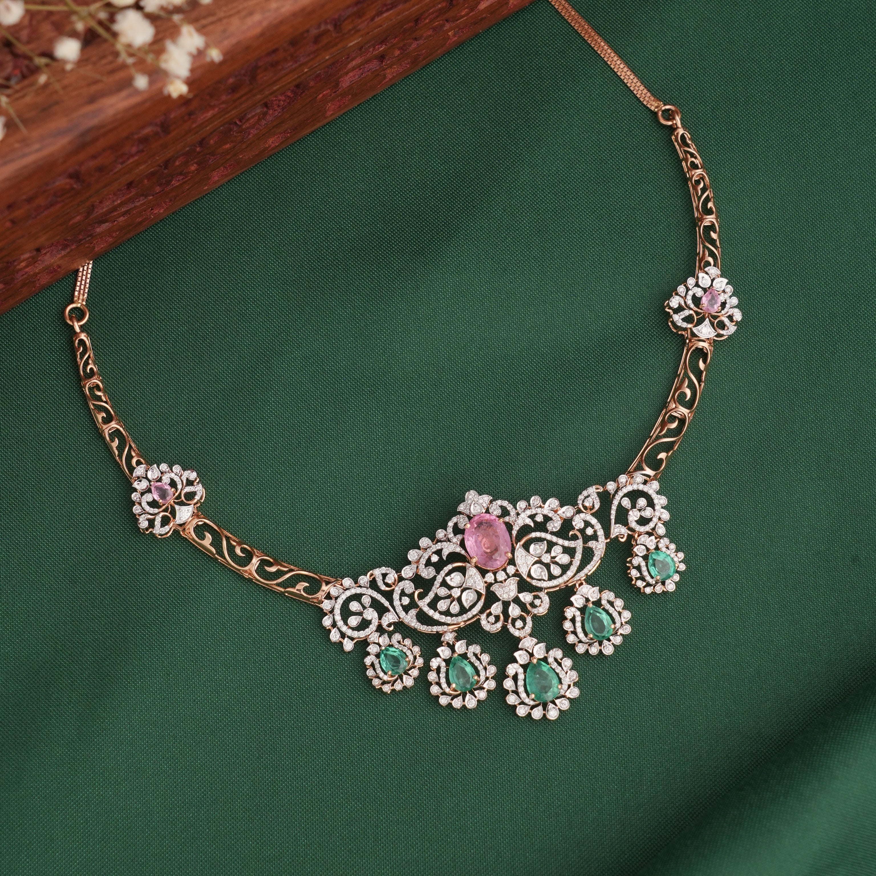Dazzling Diamond Short Necklace