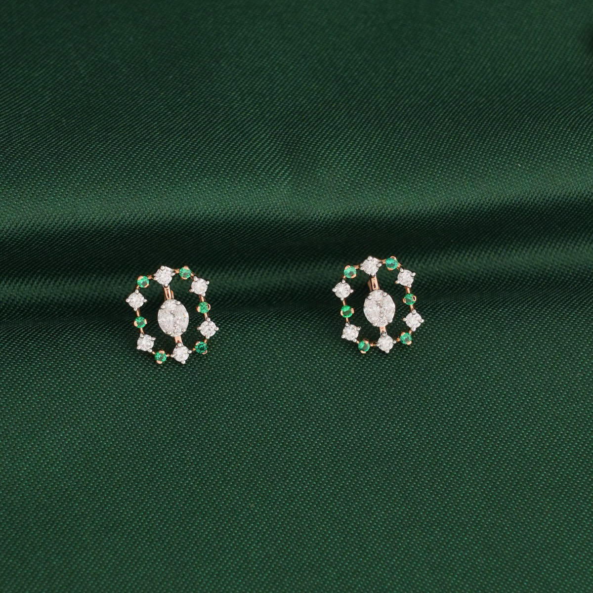 Dazzling Diamond Pendant Chain Set