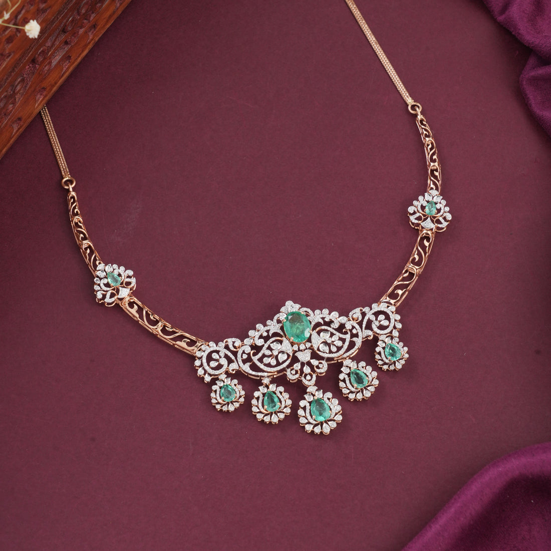 Majestic Beauty Diamond Short Necklace