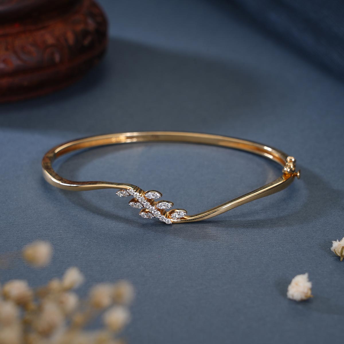 Blooming Diamond  Bracelet