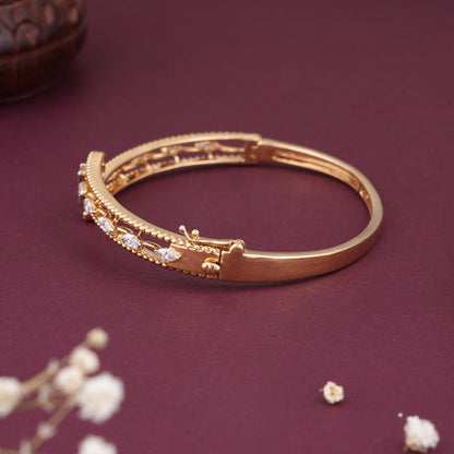 Royal Gleam Diamond  Bracelet